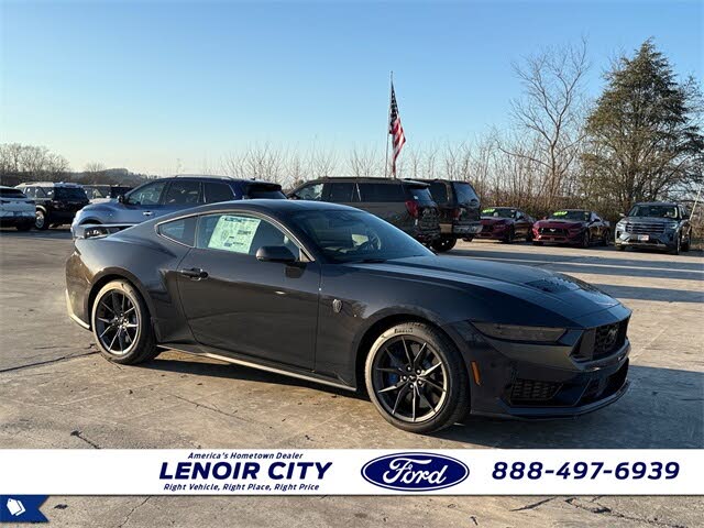 2025 Ford Mustang Dark Horse Fastback RWD