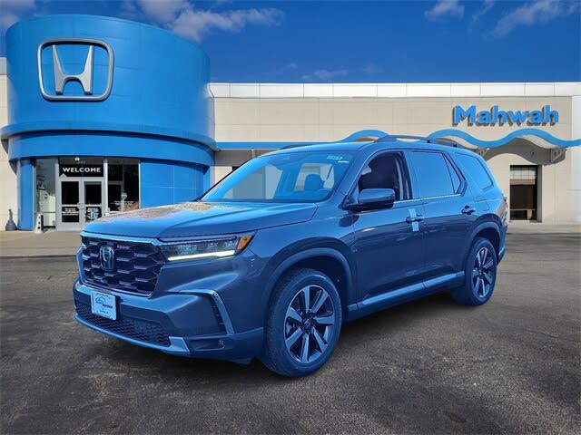 2025 Honda Pilot Touring AWD