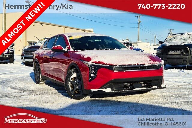 2025 Kia K4 LXS FWD