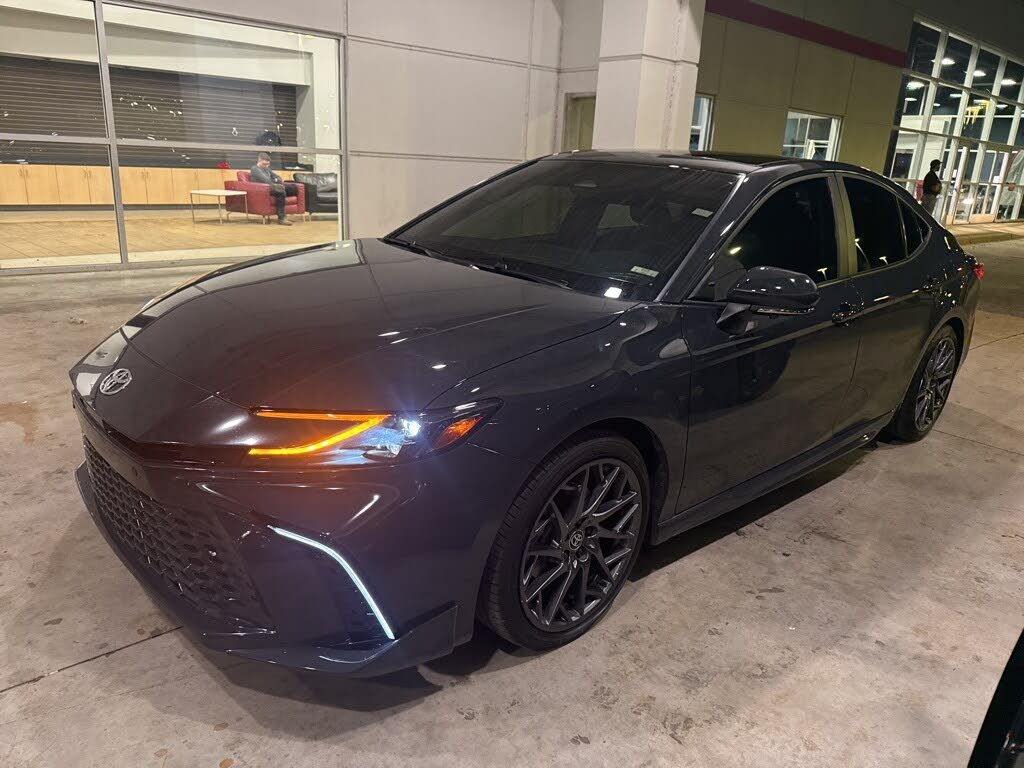 2025 Toyota Camry XSE FWD