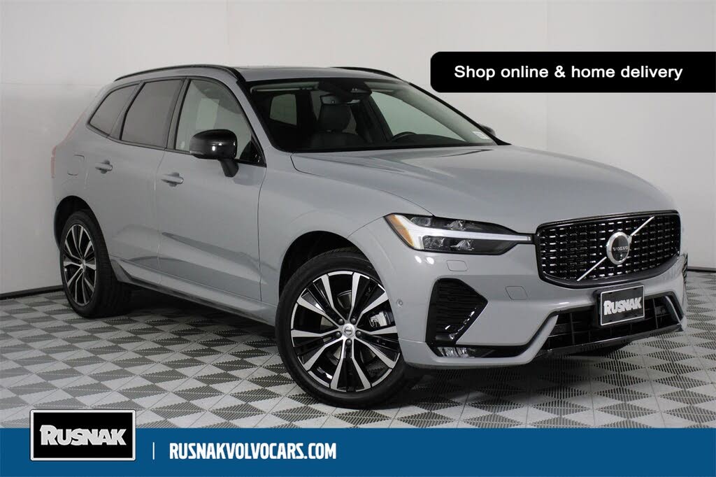 2025 Volvo XC60 B5 Plus Dark Theme AWD