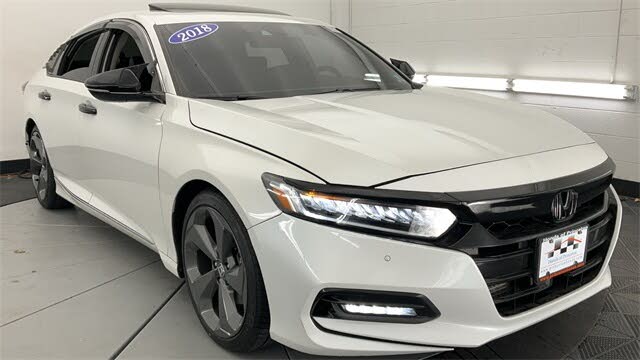 2018 Honda Accord 2.0T Touring FWD