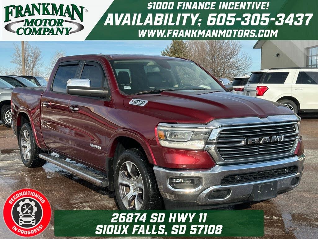 2019 RAM 1500 Laramie Crew Cab 4WD