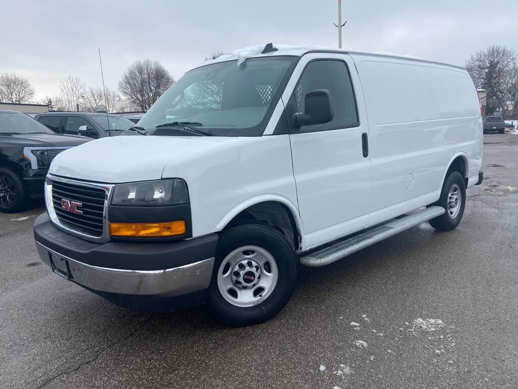 GMC Savana Cargo 2500 RWD 2023