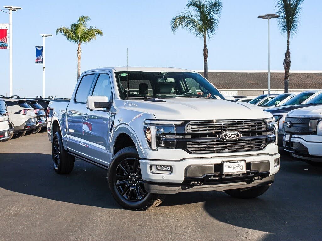 2025 Ford F-150 Platinum SuperCrew 4WD