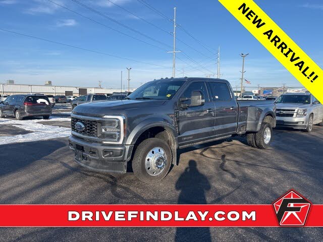 2025 Ford F-450 Super Duty Platinum Crew Cab LB DRW 4WD