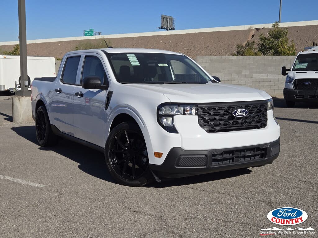 2025 Ford Maverick XL SuperCrew AWD