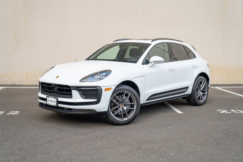 2025 Porsche Macan