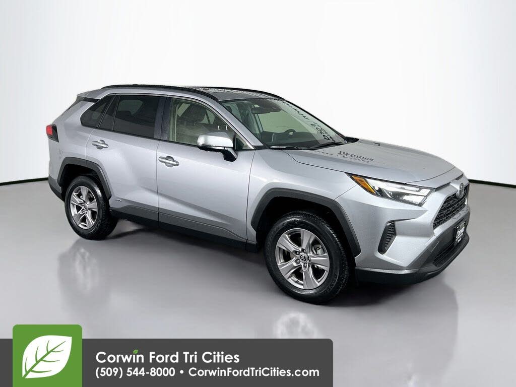 2025 Toyota RAV4 Hybrid XLE AWD