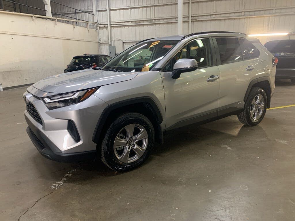 2025 Toyota RAV4 Hybrid XLE AWD