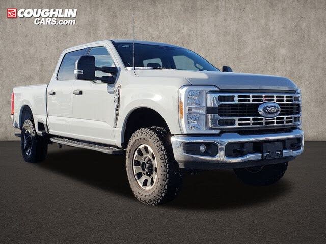 2026 Ford F-350 Super Duty XLT Crew Cab 4WD