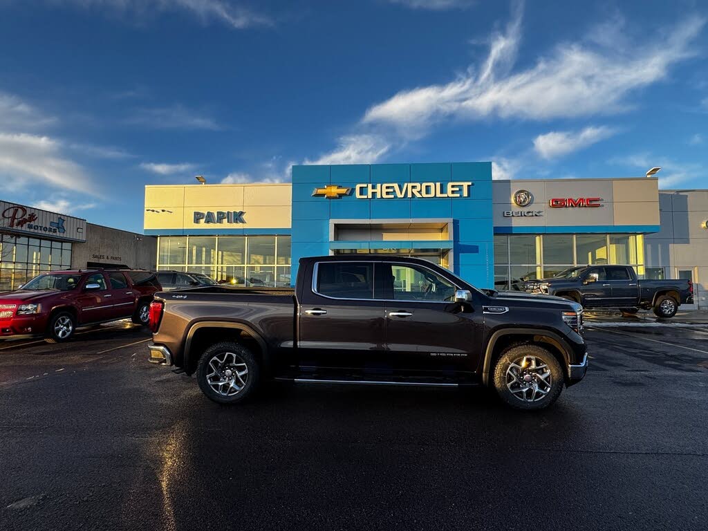 2026 GMC Sierra 1500 SLT Crew Cab 4WD