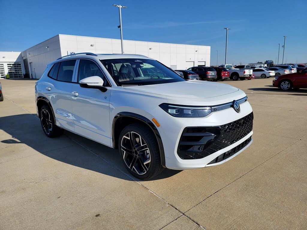 2026 Volkswagen Tiguan SEL R-Line Turbo 4Motion