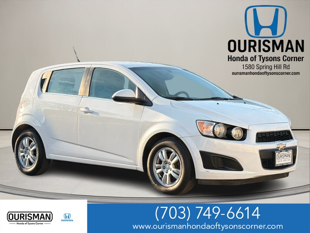 2014 Chevrolet Sonic LT Hatchback FWD
