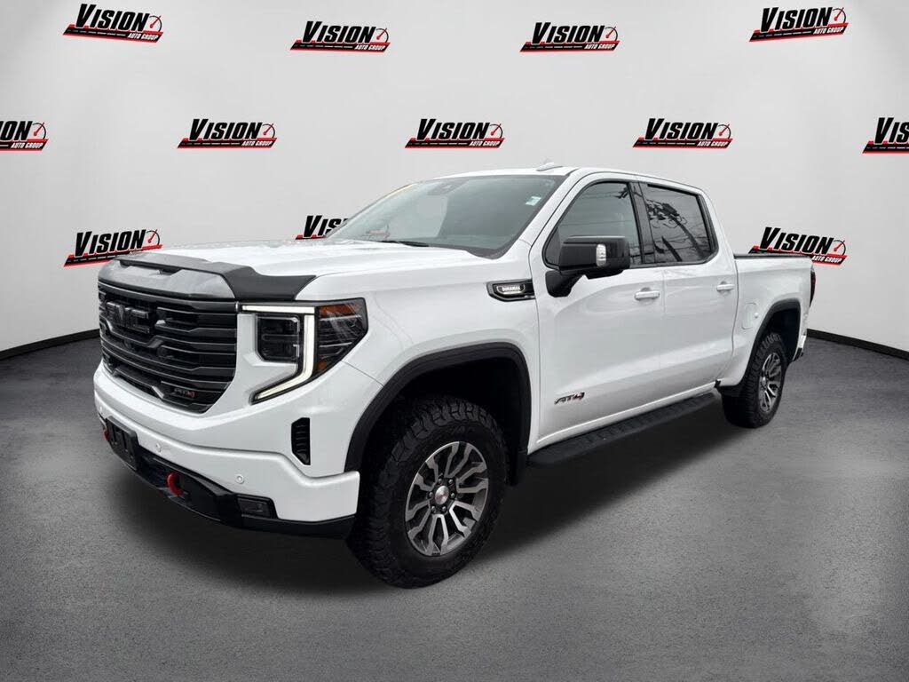 2022 GMC Sierra 1500 AT4 Crew Cab 4WD