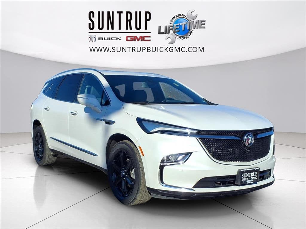 2023 Buick Enclave Essence AWD