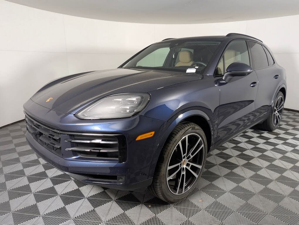 2025 Porsche Cayenne AWD