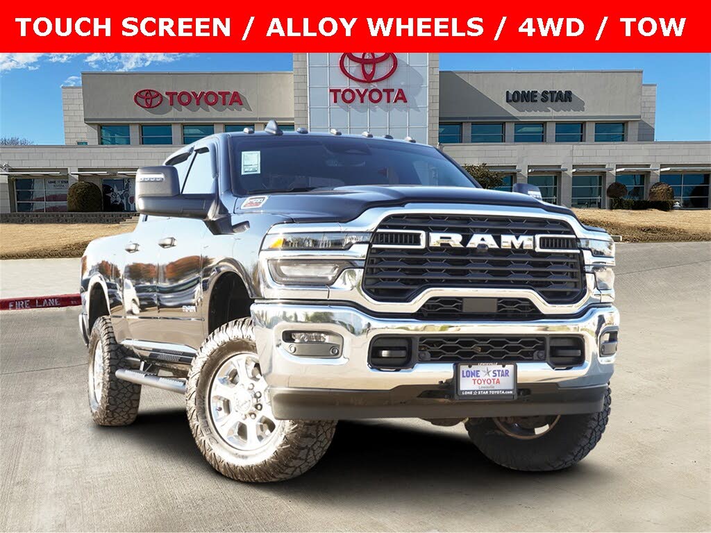 2025 RAM 2500 Big Horn Crew Cab 4WD