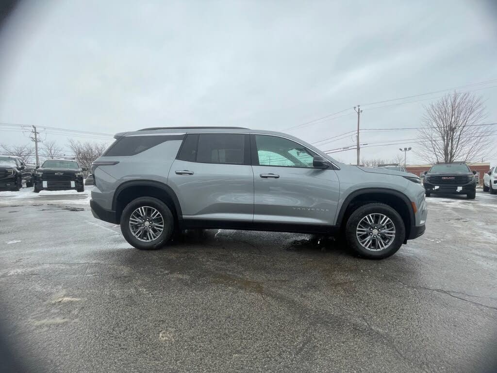 2026 Chevrolet Traverse LT AWD