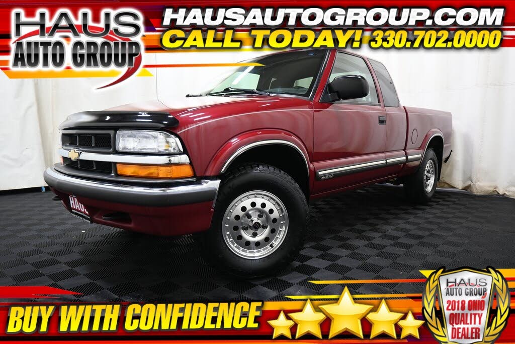 2000 Chevrolet S-10 LS Extended Cab 4WD