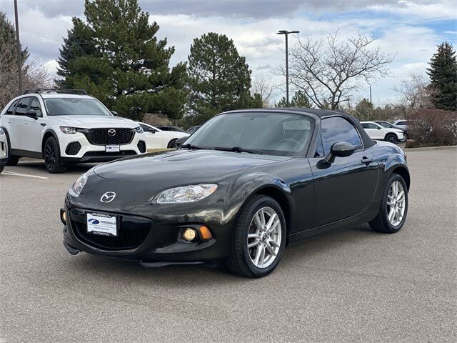 2013 Mazda MX-5 Miata Sport Convertible