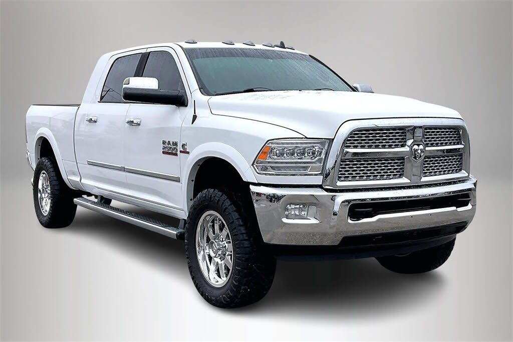 2014 RAM 2500 Laramie Mega Cab 4WD
