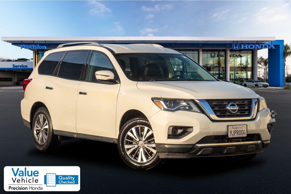 2017 Nissan Pathfinder S