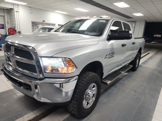 2017 RAM 3500 Tradesman Crew Cab 4WD