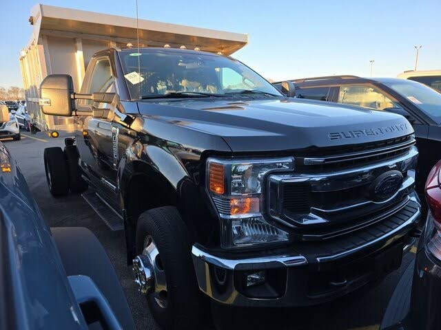 2022 Ford F-350 Super Duty Chassis XLT DRW 4WD