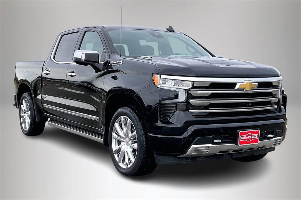 2023 Chevrolet Silverado 1500 High Country Crew Cab 4WD