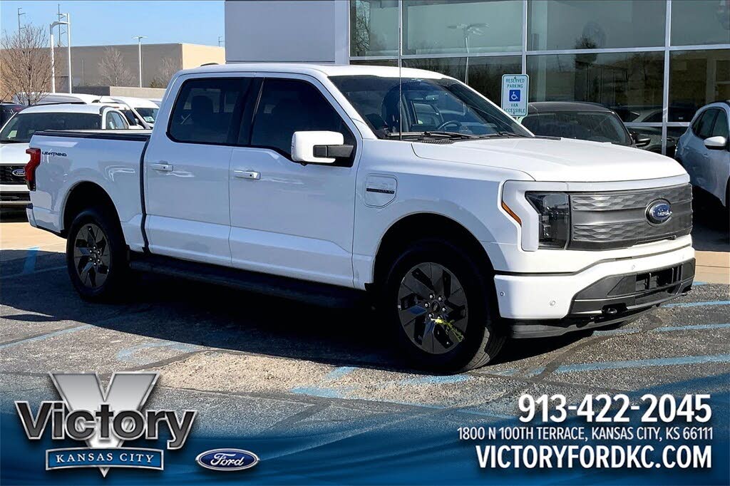 2023 Ford F-150 Lightning Lariat SuperCrew AWD