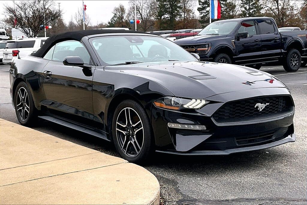 2023 Ford Mustang EcoBoost Premium Convertible RWD