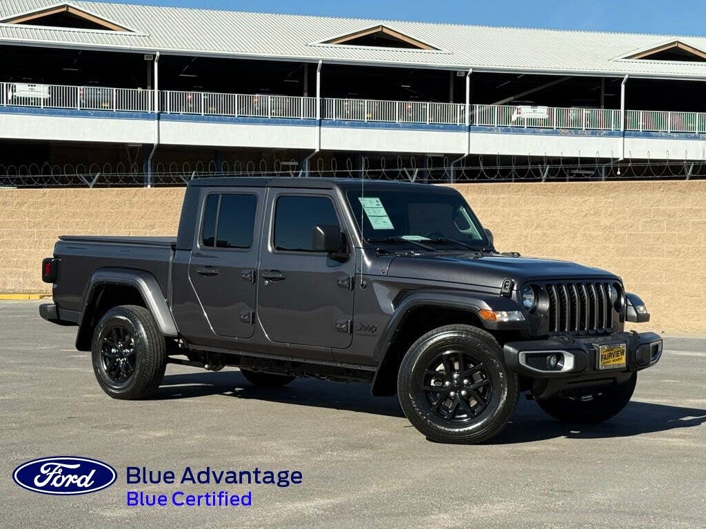 2023 Jeep Gladiator Sport Crew Cab 4WD