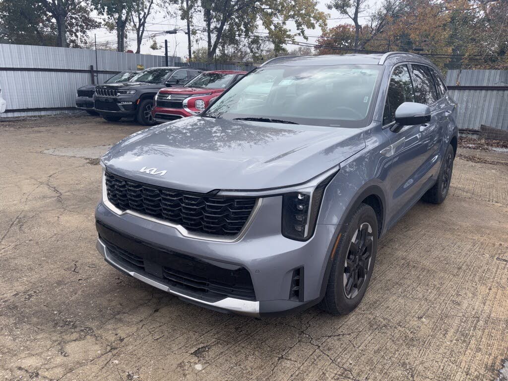 2024 Kia Sorento S FWD