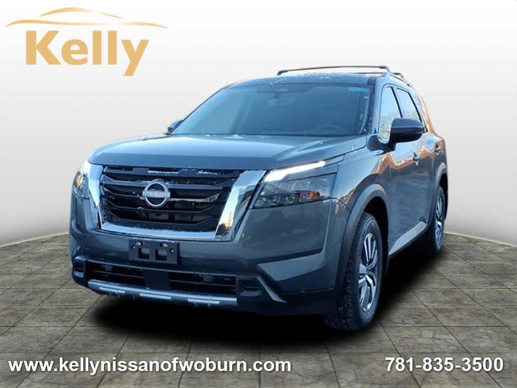 2025 Nissan Pathfinder SL 4WD