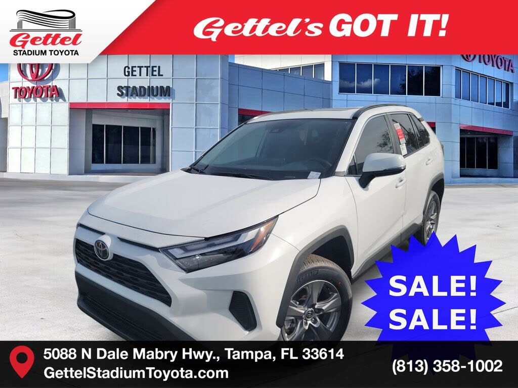 2025 Toyota RAV4 XLE FWD