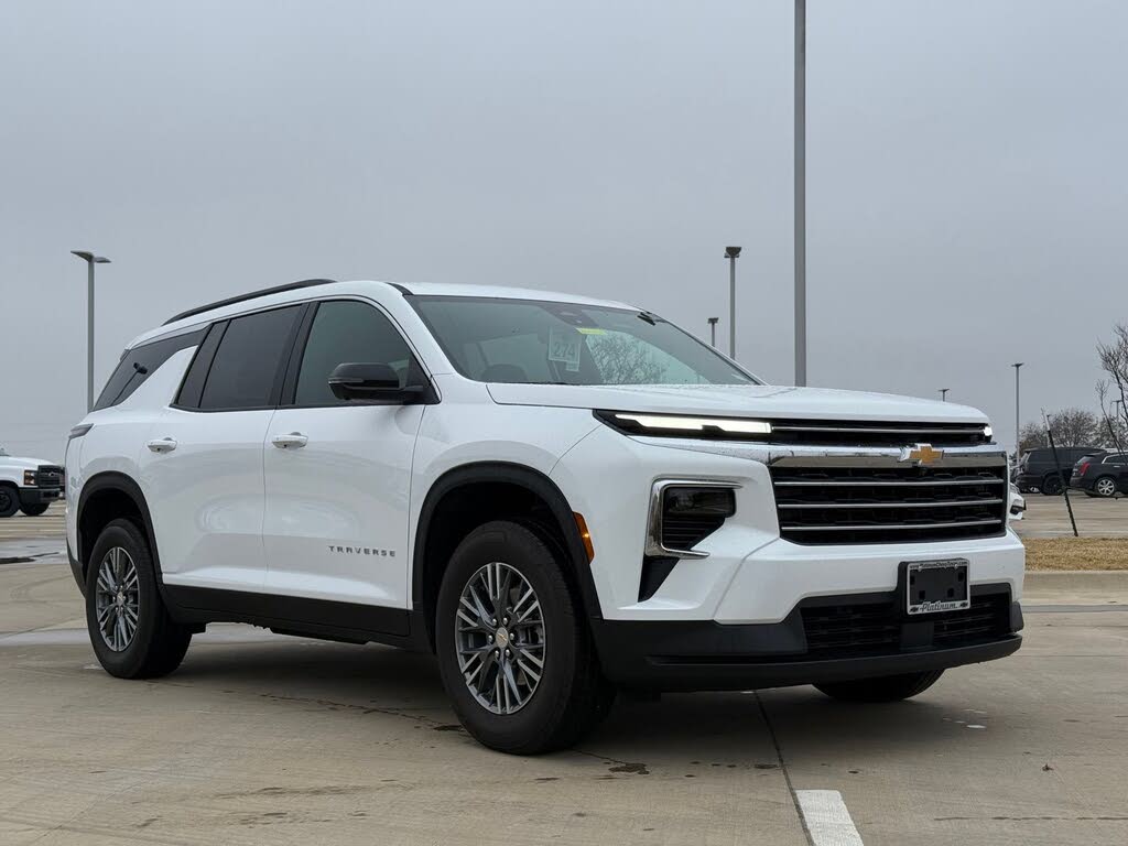 2026 Chevrolet Traverse LT FWD