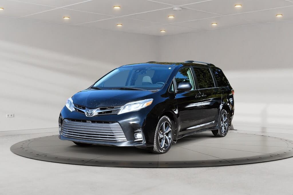 Toyota Sienna XLE 7-Passenger AWD 2018