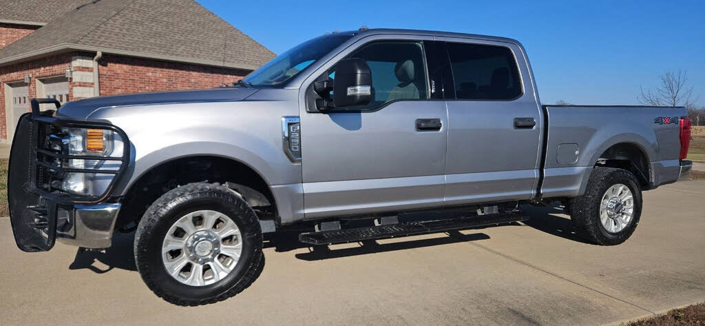 2020 Ford F-250 Super Duty XLT Crew Cab 4WD