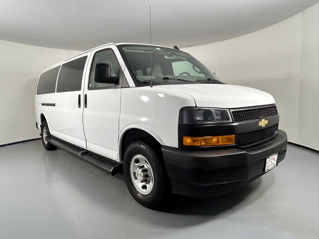 2023 Chevrolet Express 3500 LS Extended RWD