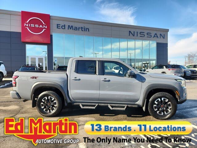 2023 Nissan Frontier PRO-4X Crew Cab 4WD