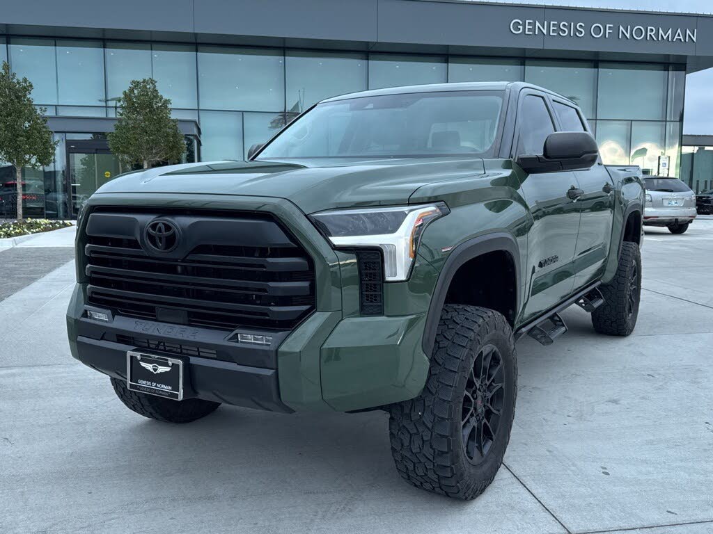 2023 Toyota Tundra SR5 CrewMax Cab 4WD