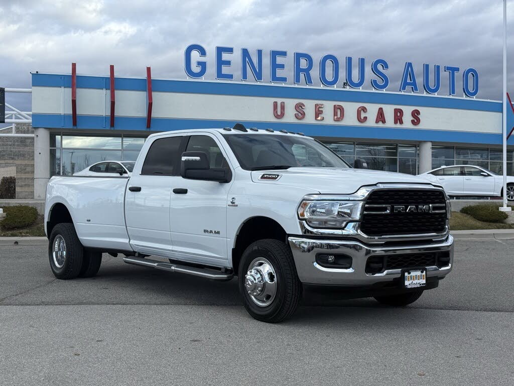 2024 RAM 3500 Big Horn Crew Cab LB DRW 4WD