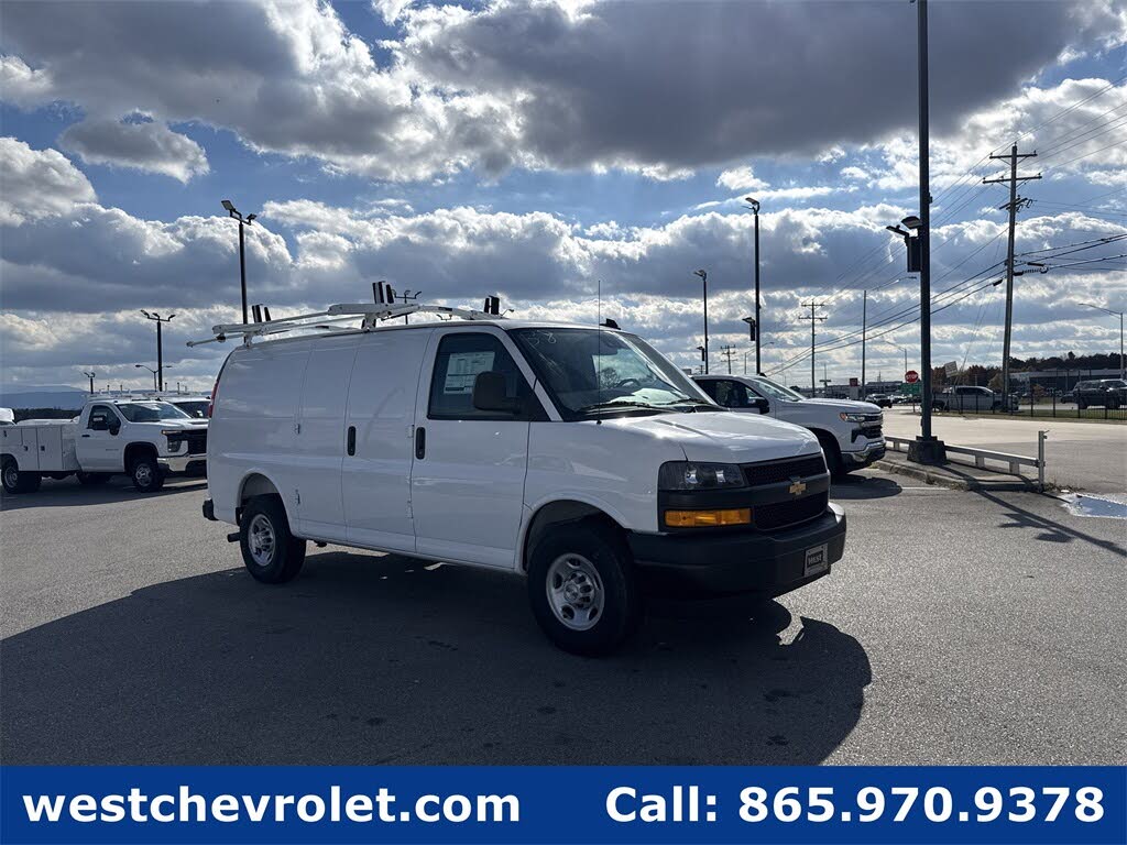2025 Chevrolet Express Cargo 2500 RWD