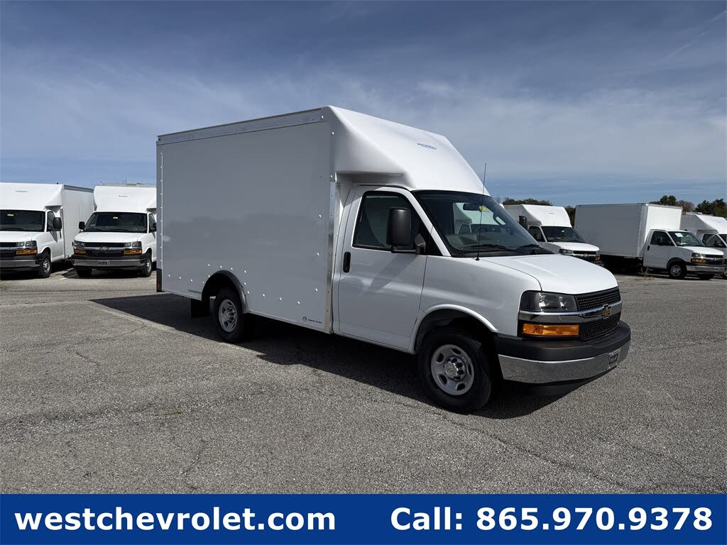 2025 Chevrolet Express Chassis 3500 Cutaway 139