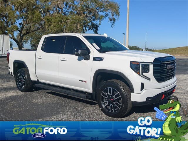 2025 GMC Sierra 1500 AT4 Crew Cab 4WD