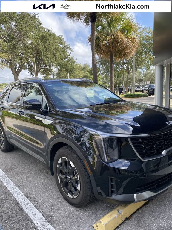 2025 Kia Sorento S FWD