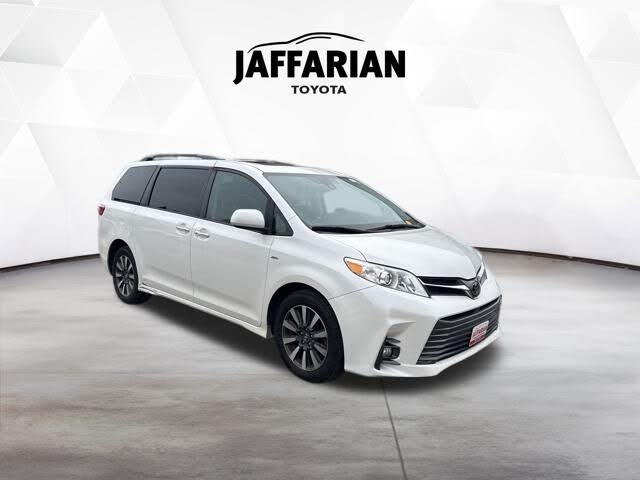 2018 Toyota Sienna XLE Premium 7-Passenger AWD