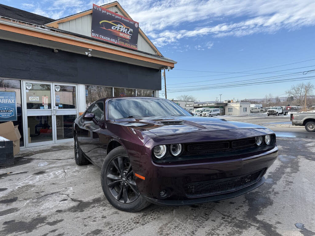 2022 Dodge Challenger SXT AWD