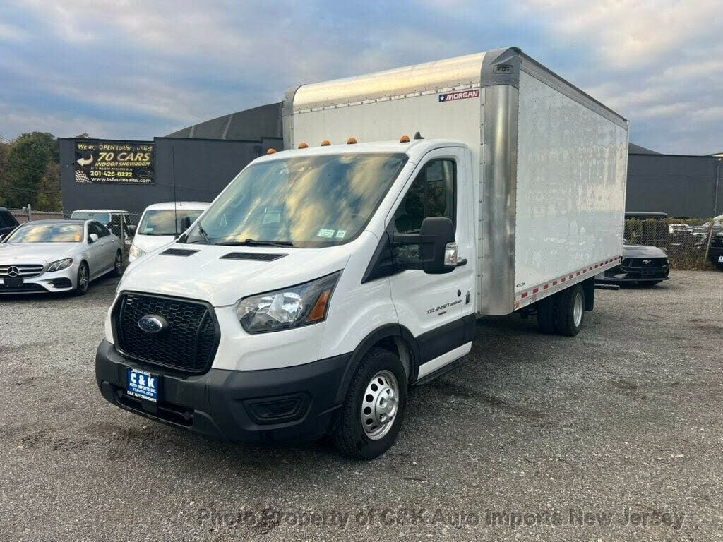 2022 Ford Transit Chassis 350 HD 11000 GVWR 156 Cutaway DRW RWD